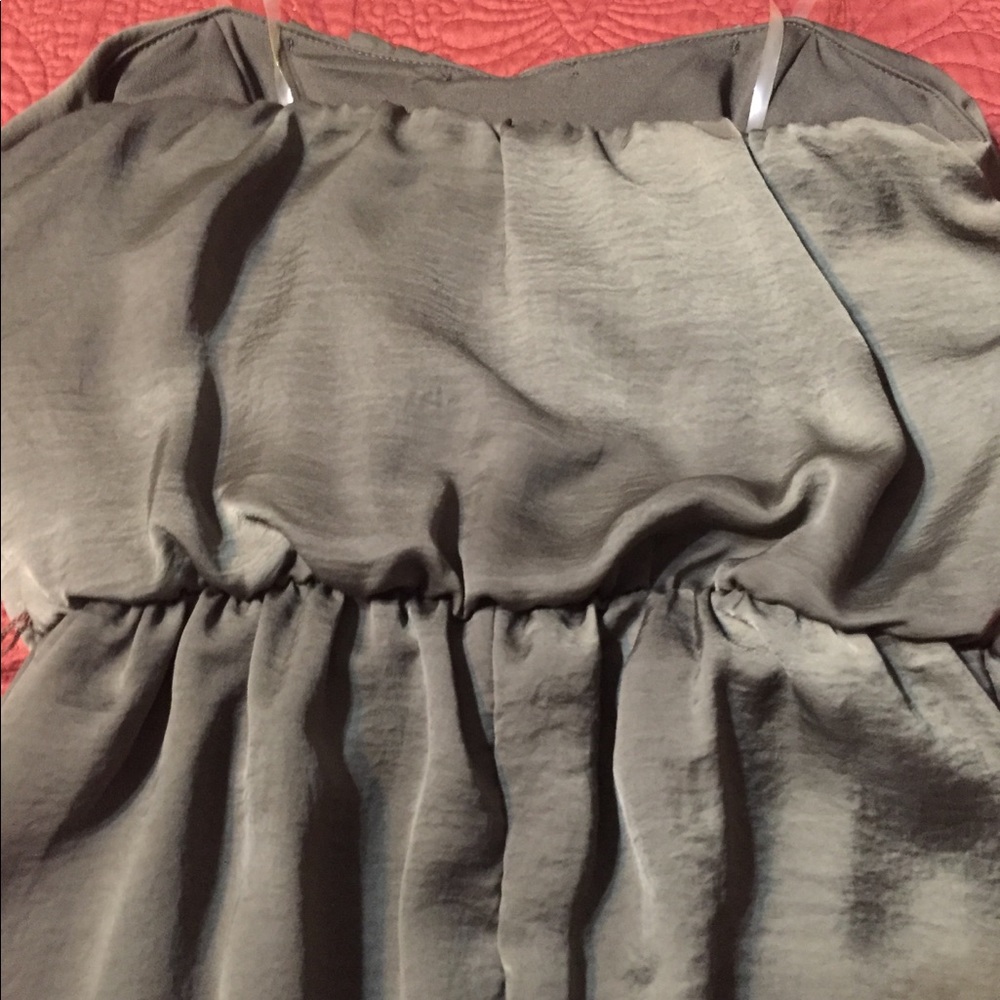 🏡Stunning Olive green silk-like dress size S - Picture 6 of 8
